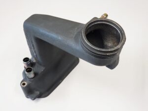 85 86 porsche 928 metal oil filler neck 92810730303