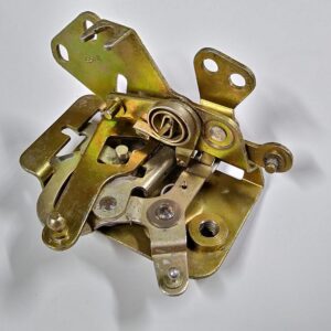 porsche 928 inner door lock latch plate bracket 92853705302 ref 92853790703