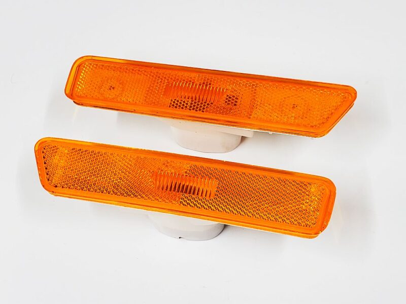 Front side marker light, left or right, 78-86 US